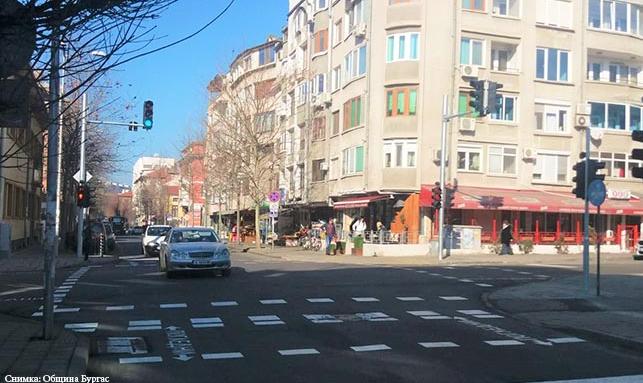 В Бургас монтираха умен светофар